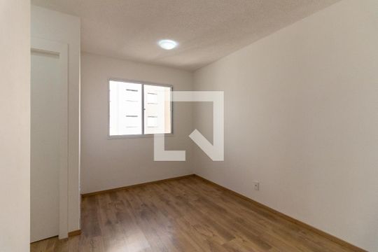 Apartamento à venda com 2 quartos, 42m² em Jardim São Savério, São Paulo