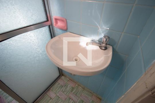 Banheiro da Suíte de casa para alugar com 3 quartos, 155m² em Jardim Piratininga, São Paulo