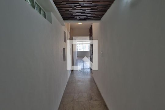 Entrada de apartamento à venda com 3 quartos, 150m² em Pinheiros, São Paulo