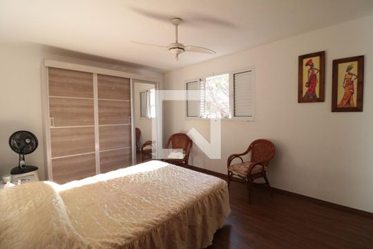Suíte de casa à venda com 3 quartos, 350m² em Vila Matilde, São Paulo