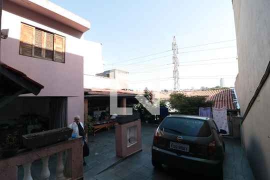Garagem de casa à venda com 2 quartos, 200m² em Cidade Mãe do Céu, São Paulo