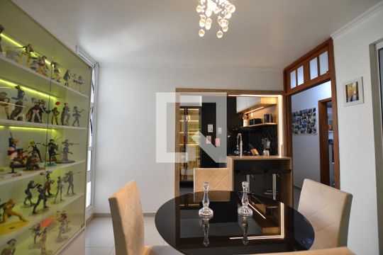 Sala de apartamento à venda com 1 quarto, 74m² em Centro Histórico, Porto Alegre