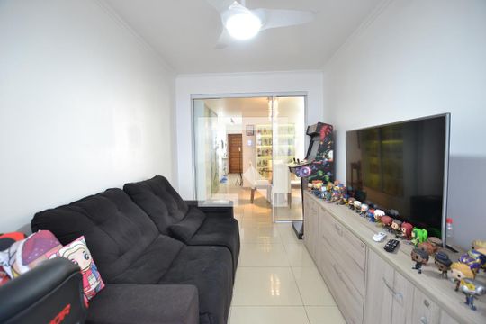 Sala de apartamento à venda com 1 quarto, 74m² em Centro Histórico, Porto Alegre