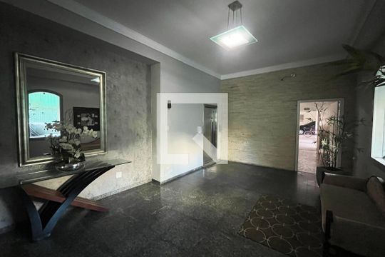 Hall de entrada de apartamento para alugar com 2 quartos, 129m² em Ponta da Praia, Santos
