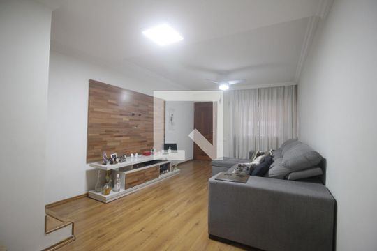 Casa à venda com 2 quartos, 98m² em Jardim Taboão, São Paulo