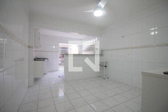 Casa à venda com 2 quartos, 98m² em Jardim Taboão, São Paulo