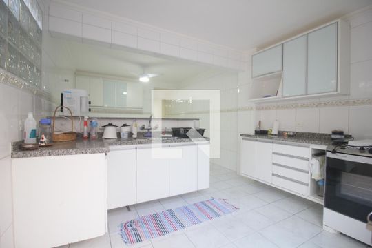 Casa à venda com 2 quartos, 98m² em Jardim Taboão, São Paulo