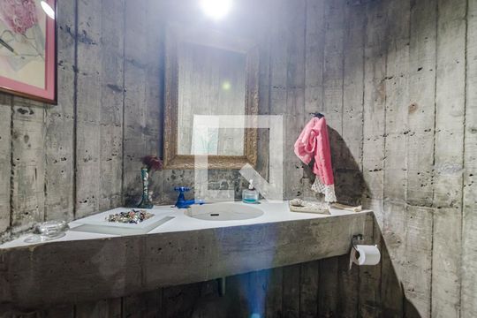 Lavabo de casa à venda com 5 quartos, 331m² em Alto de Pinheiros, São Paulo