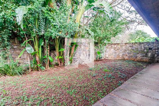 Jardim de casa à venda com 5 quartos, 331m² em Alto de Pinheiros, São Paulo