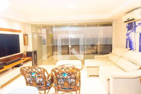 Apartamento para alugar com 3 quartos, 140m² em Barra da Tijuca, Rio de Janeiro
