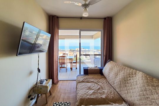 Sala de apartamento para alugar com 2 quartos, 67m² em Parque Enseada, Guarujá