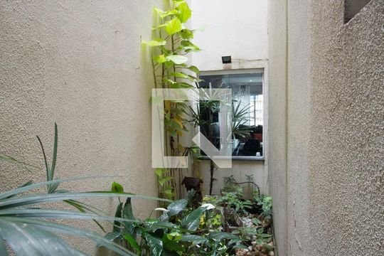 Jardim de Inverno de casa à venda com 3 quartos, 126m² em Jardim Laone, São Paulo