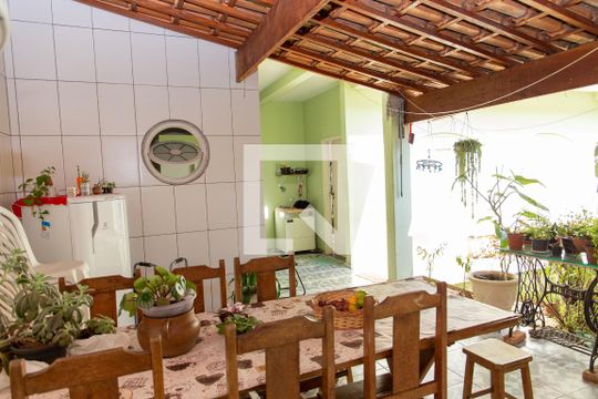 Área comum de casa à venda com 4 quartos, 300m² em Vila Nogueira, Diadema