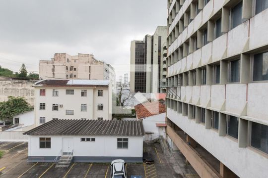 Vista Quarto 1 e 2 de apartamento à venda com 3 quartos, 140m² em Rio Comprido, Rio de Janeiro