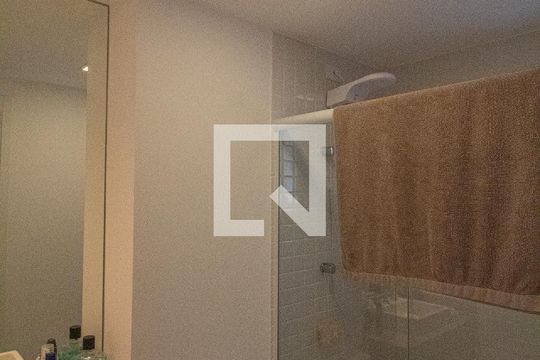 banheiro de apartamento para alugar com 1 quarto, 60m² em Vila Cruzeiro, São Paulo