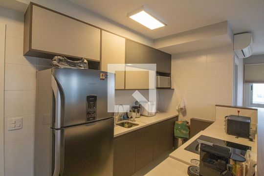 cozinha de apartamento para alugar com 1 quarto, 60m² em Vila Cruzeiro, São Paulo