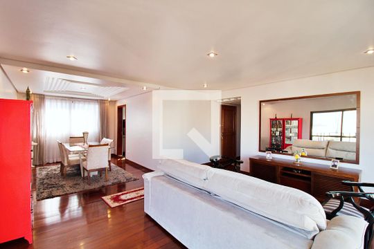 Apartamento à venda com 4 quartos, 198m² em Vila Suzana, São Paulo