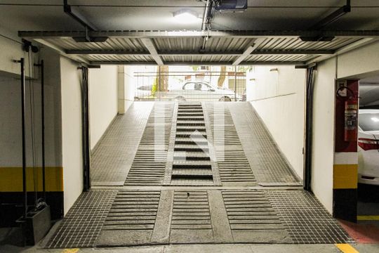 Garagem de apartamento para alugar com 3 quartos, 220m² em Copacabana, Rio de Janeiro