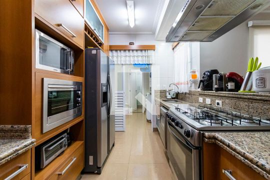 Cozinha de apartamento à venda com 3 quartos, 170m² em Ipiranga, São Paulo