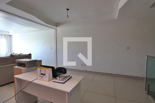 Sala de casa à venda com 4 quartos, 315m² em Vila Assunção, Santo André