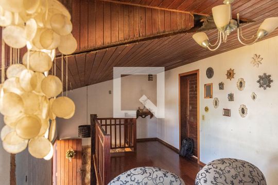 Sala de TV de casa à venda com 3 quartos, 400m² em Jardim São Vicente, Campinas