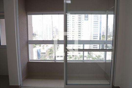 varanda de apartamento para alugar com 2 quartos, 63m² em Setor Bueno, Goiânia