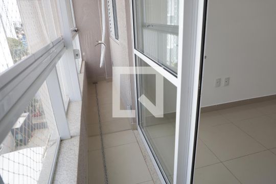 varanda de apartamento para alugar com 2 quartos, 63m² em Setor Bueno, Goiânia