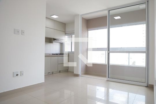 Apartamento para alugar com 2 quartos, 63m² em Setor Bueno, Goiânia