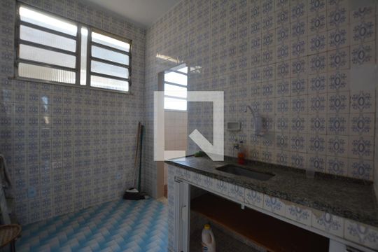Cozinha de apartamento para alugar com 2 quartos, 75m² em Bento Ribeiro, Rio de Janeiro