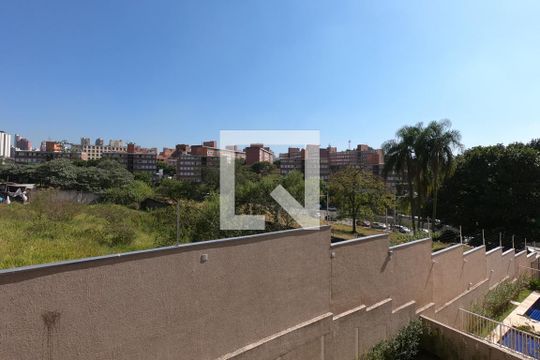 Vista de apartamento à venda com 2 quartos, 40m² em Paraíso do Morumbi, São Paulo