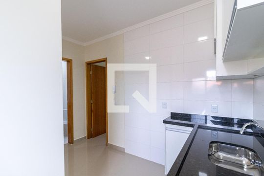 Cozinha de apartamento para alugar com 1 quarto, 36m² em Vila Paulicéia, São Paulo