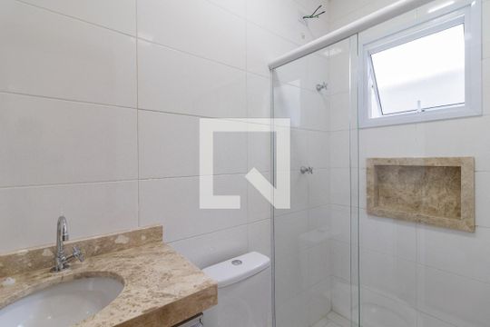 Banheiro de apartamento para alugar com 1 quarto, 36m² em Vila Paulicéia, São Paulo