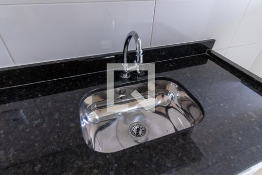 Cozinha de apartamento para alugar com 1 quarto, 36m² em Vila Paulicéia, São Paulo
