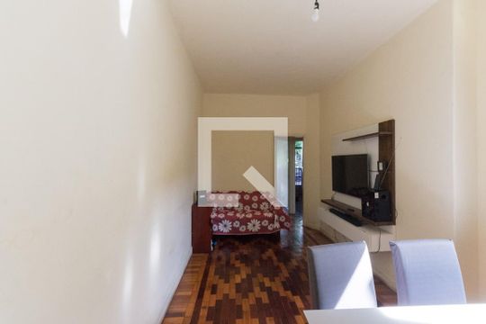 Sala de apartamento para alugar com 3 quartos, 55m² em São Cristóvão, Rio de Janeiro