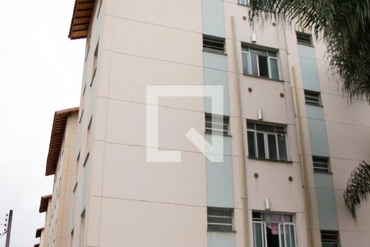 Fachada do Condomínio de apartamento para alugar com 2 quartos, 48m² em Jardim Sao Miguel, Ferraz de Vasconcelos