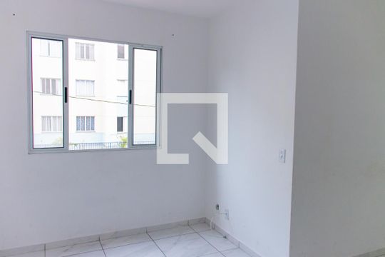 Sala de apartamento para alugar com 2 quartos, 48m² em Jardim Sao Miguel, Ferraz de Vasconcelos
