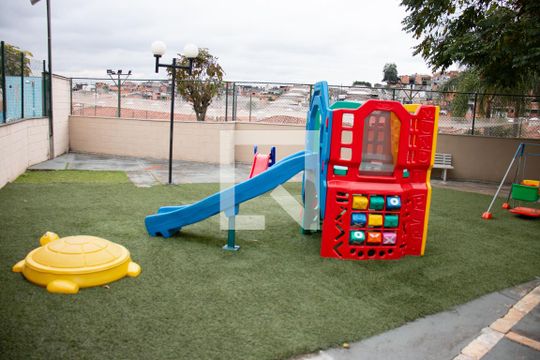 Área Comum - Playground de apartamento para alugar com 2 quartos, 48m² em Jardim Sao Miguel, Ferraz de Vasconcelos