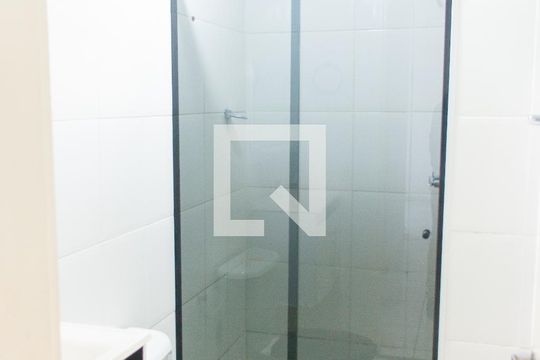 Banheiro de apartamento para alugar com 2 quartos, 48m² em Jardim Sao Miguel, Ferraz de Vasconcelos