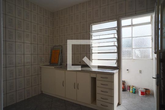 Cozinha de apartamento à venda com 3 quartos, 95m² em Floresta, Porto Alegre