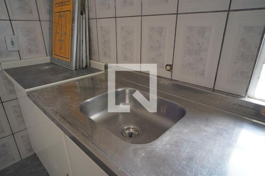 Apartamento à venda com 3 quartos, 95m² em Floresta, Porto Alegre