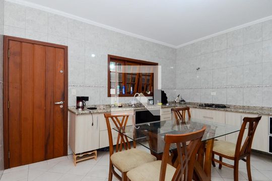 Cozinha de casa à venda com 2 quartos, 153m² em Vila Maranduba, Guarulhos