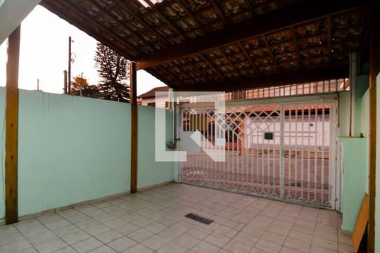 Garagem de casa à venda com 2 quartos, 153m² em Vila Maranduba, Guarulhos