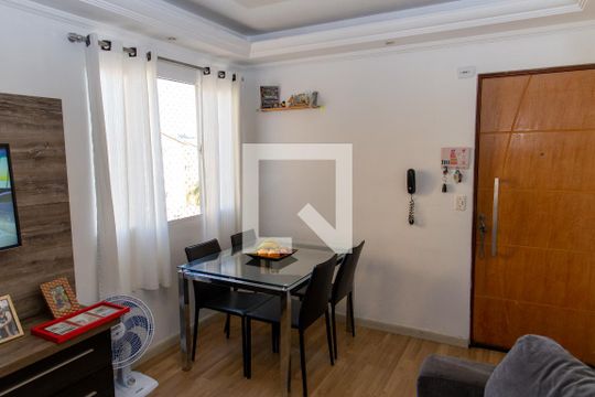 Sala de apartamento à venda com 2 quartos, 52m² em Campanário, Diadema