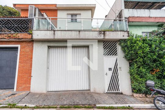 Fachada de casa para alugar com 3 quartos, 163m² em Freguesia do Ó, São Paulo