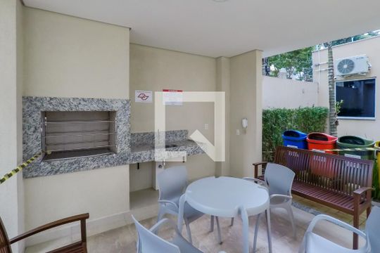 Área comum - Churrasqueira de apartamento para alugar com 2 quartos, 42m² em Cambuci, São Paulo
