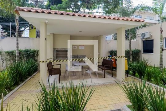 Área comum - Churrasqueira de apartamento para alugar com 2 quartos, 42m² em Cambuci, São Paulo