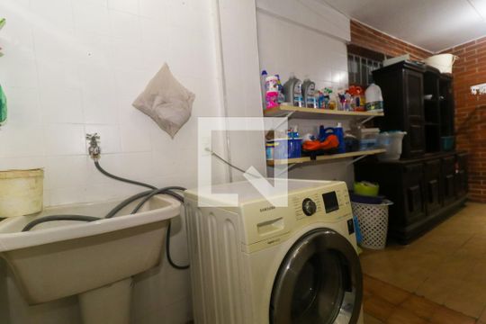 Quarto de Serviço de casa à venda com 2 quartos, 100m² em Jabaquara, São Paulo