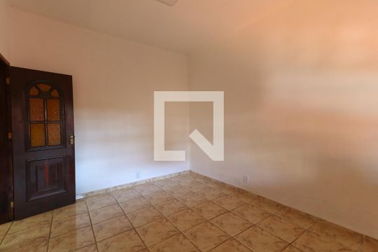 Quarto de casa à venda com 2 quartos, 85m² em Engenho de Dentro, Rio de Janeiro
