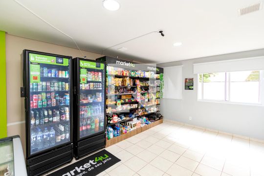 Mini Mercado de apartamento à venda com 2 quartos, 51m² em Jardim Casablanca, São Paulo