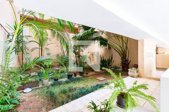 Entrada de apartamento à venda com 1 quarto, 44m² em Vila Parque Jabaquara, São Paulo